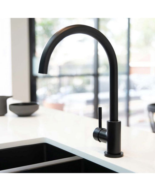 Kitchen Single Lever Mixer Tap with Diffuser 360 Swivel Matte Black Manhattan