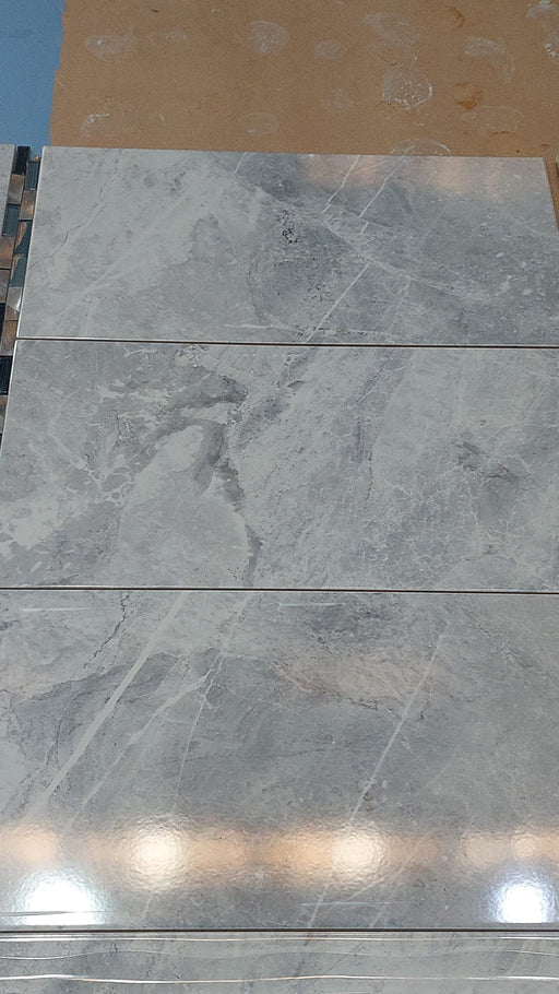 Vitra versus grey Size 30×60 Wall tile Per box 1.08