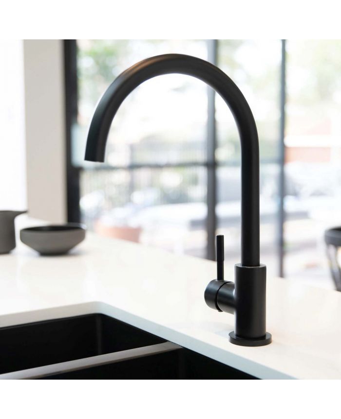 Kitchen Single Lever Mixer Tap with Diffuser 360 Swivel Matte Black Ma